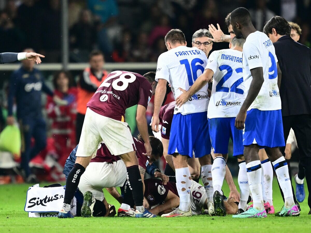    Николе Влашичу стало плохо после матча "Торино" с "Интером"© AFP 2023 / MARCO BERTORELLO