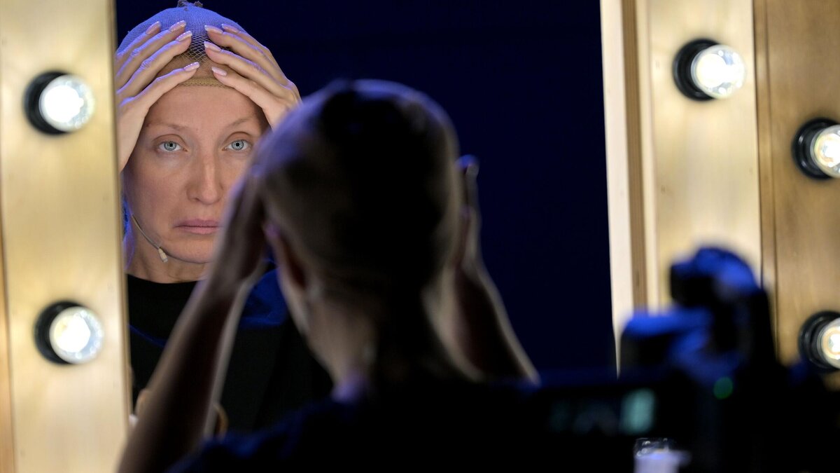    Секретный трюк: зачем хозяйки моют зеркала с шампунем© РИА Новости | Алексей Никольский