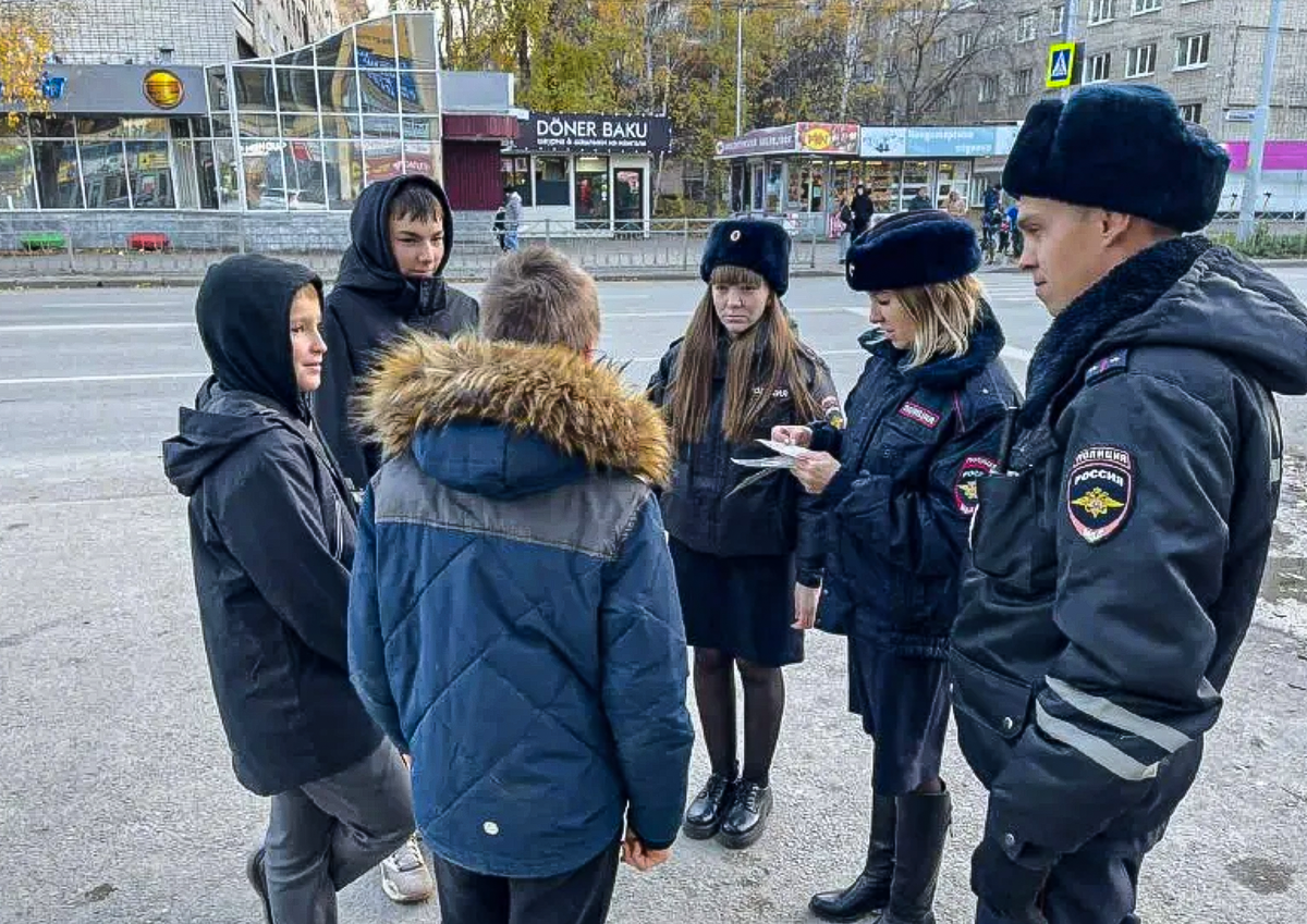 В первые месяцы осени всегда появляются нововведения от депутатов Госдумы. Отдохнувшие чиновники резво выступают с новыми инициативами, и любое решение обставляют как явное улучшение жизни россиян.-12