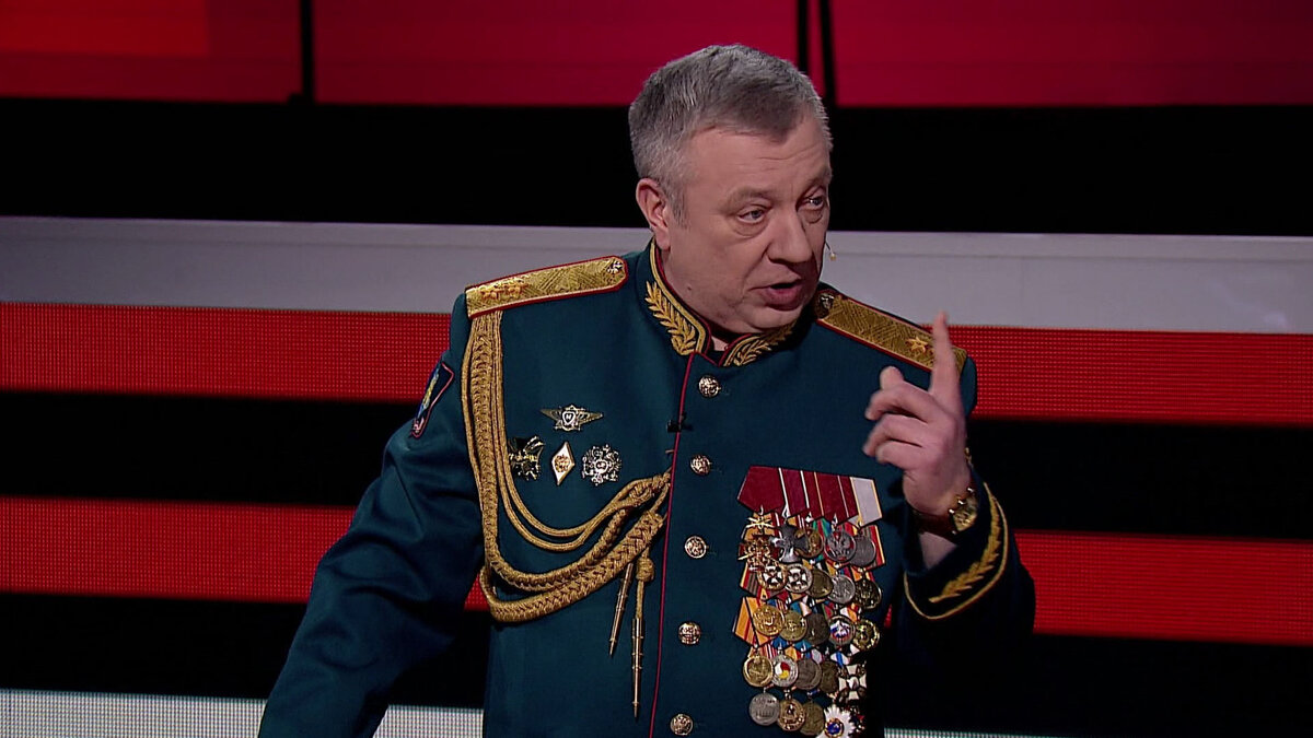 Генерал андрей гурулев биография и личная жизнь Депутат Госдумы в эфире передачи Соловьева заявил, что тех кто не доверяет Путин