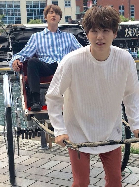 Сегодня Джин начальник!