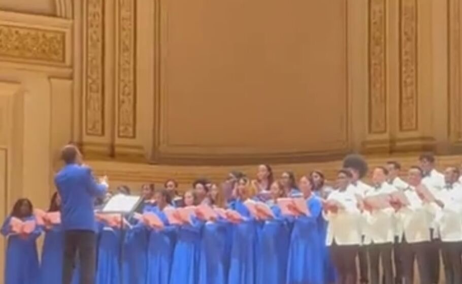    Кадр из видео