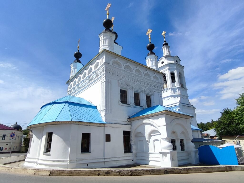 Калужская церковь фото Церковь Покрова Пресвятой Богородицы "на рву" в Калуге Российские Древности Дзен