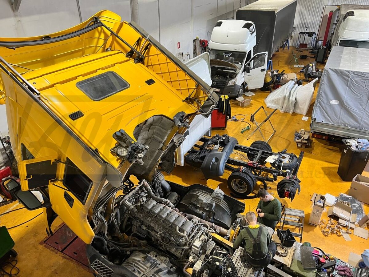 Монтажные работы автономной печки на SCANIA