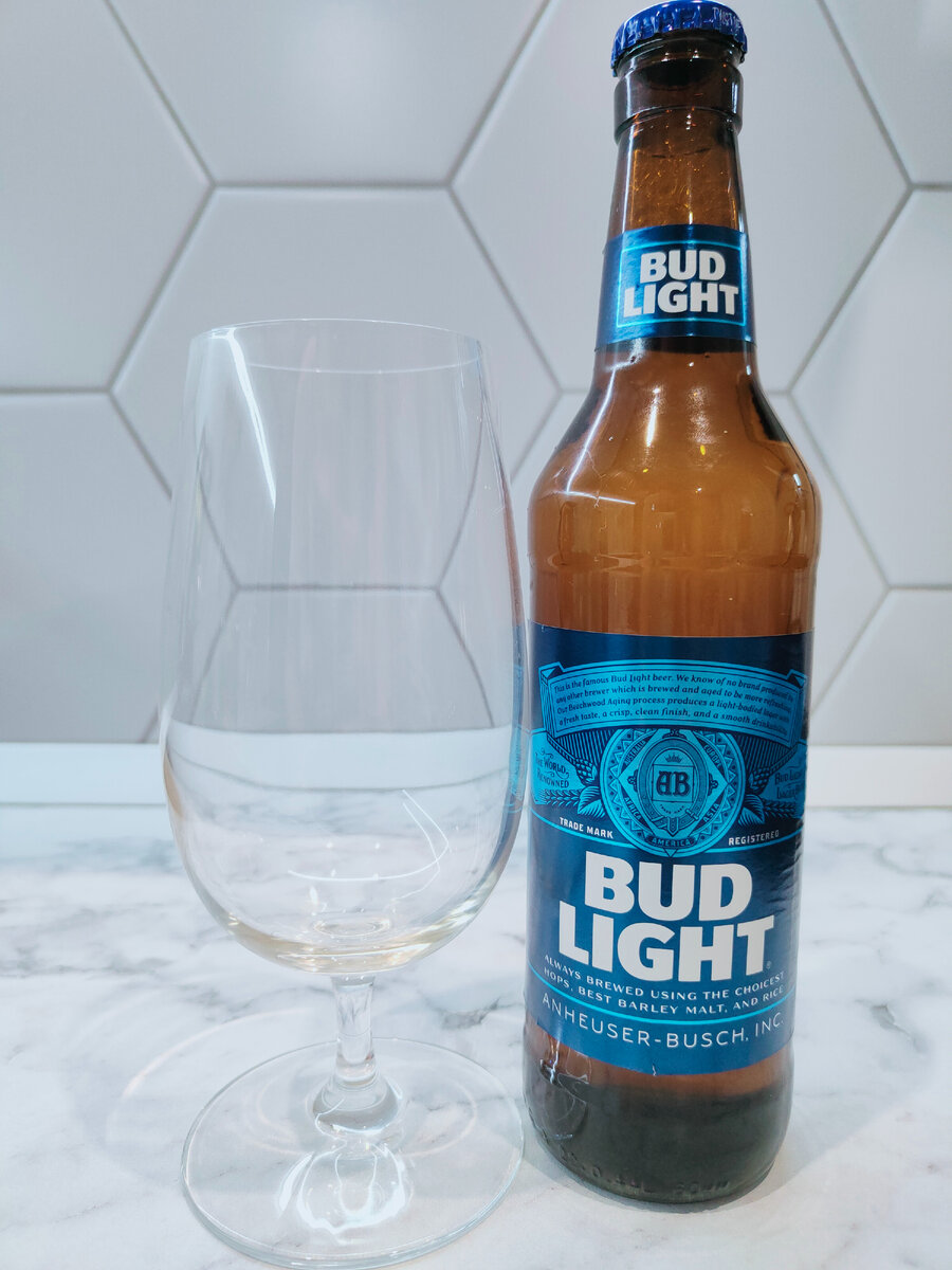 Пиво "Bud Light" (Бад Лайт)