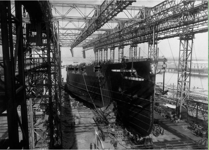 Корпус головного черноморского дредноута "Императрица Мария", 1913 г.