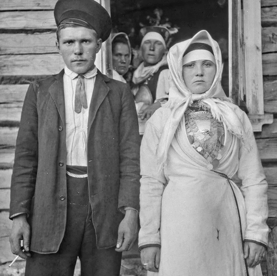 Сколько тратили на свадьбу русские крестьяне и почему они в плане расходов от нас не сильно отличаются