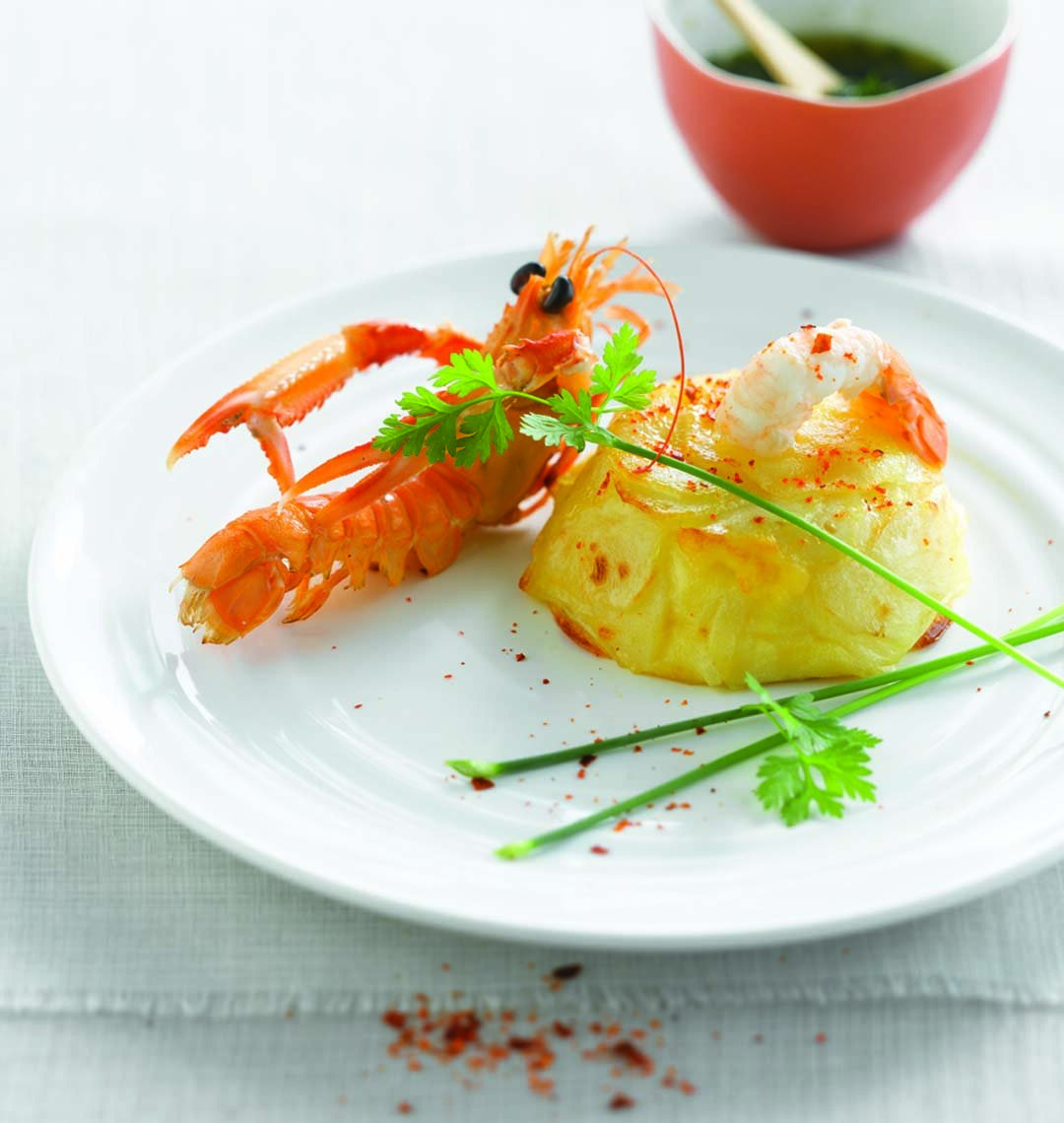 https://odelices.ouest-france.fr/recette/langoustines-sauce-vierge-et-chartreuse-de-pommes-de-terre-r3721/ Шартрёз с лангустинами. 