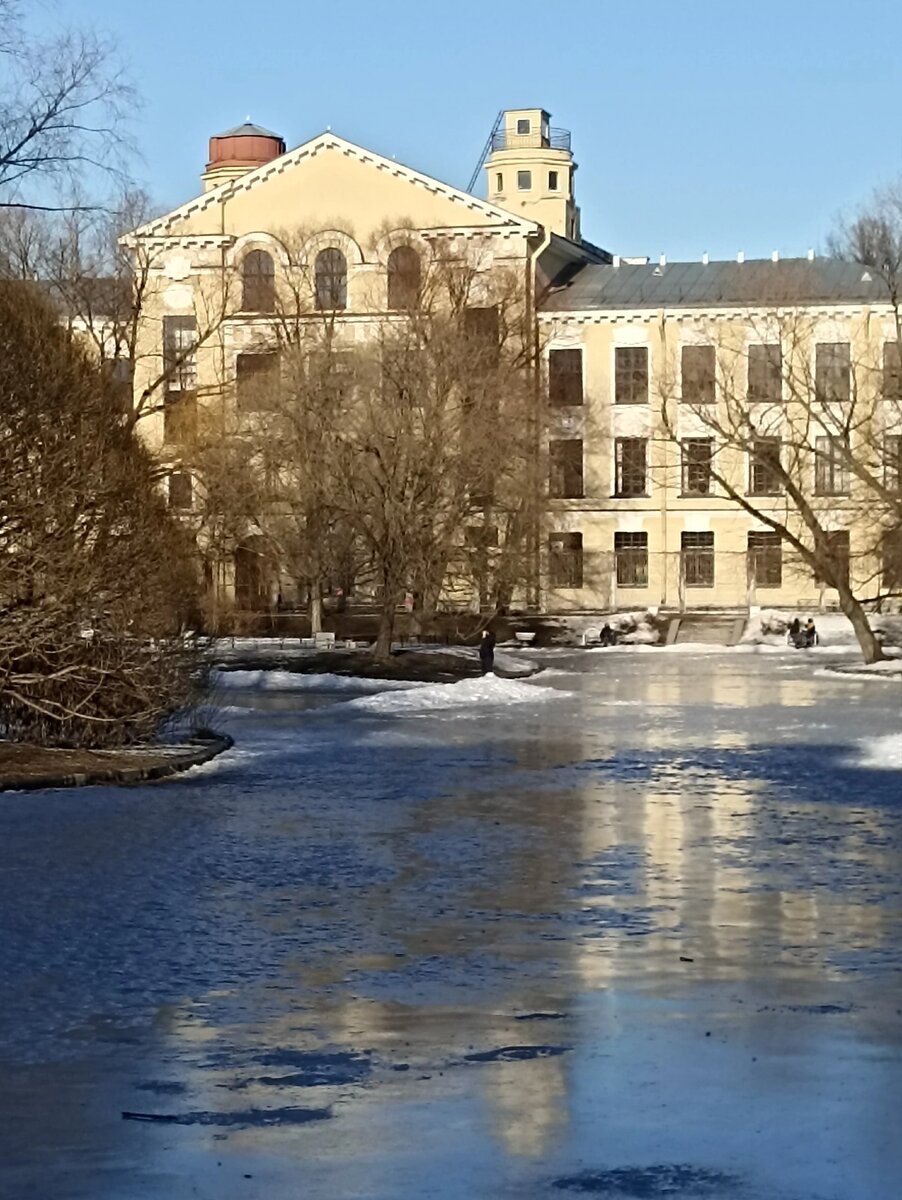 Март в Юсуповском саду. 