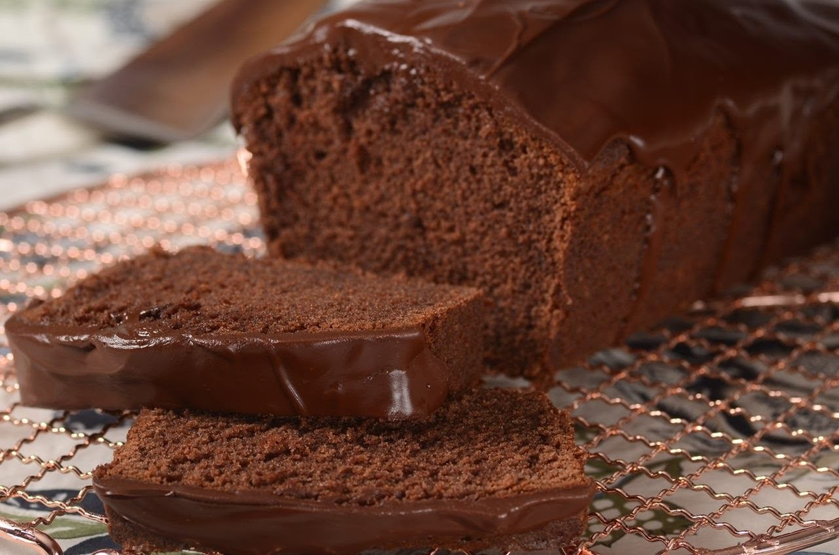 Шоколадный кекс. Кекс с какао. Шоколадный кекс большой. Торт ШШОКОЛАДНО твороженый Мафин. Кекс без шоколада