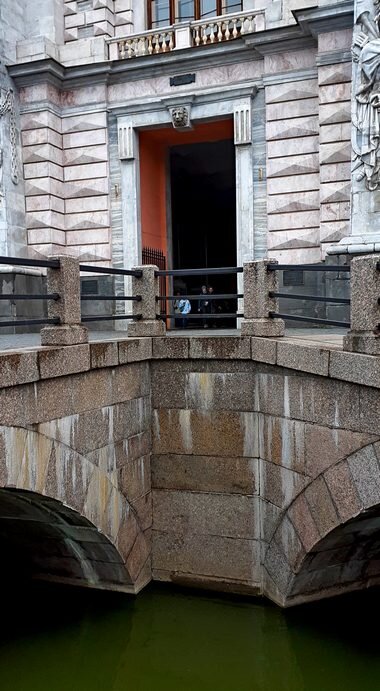 Две части Трёхчастного моста /фото из личного архива/