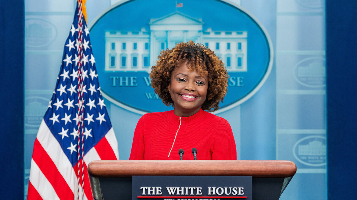    Пресс-секретарь Белого дома США Карин Жан-Пьер© Фото : Cameron Smith/Official White House Photo