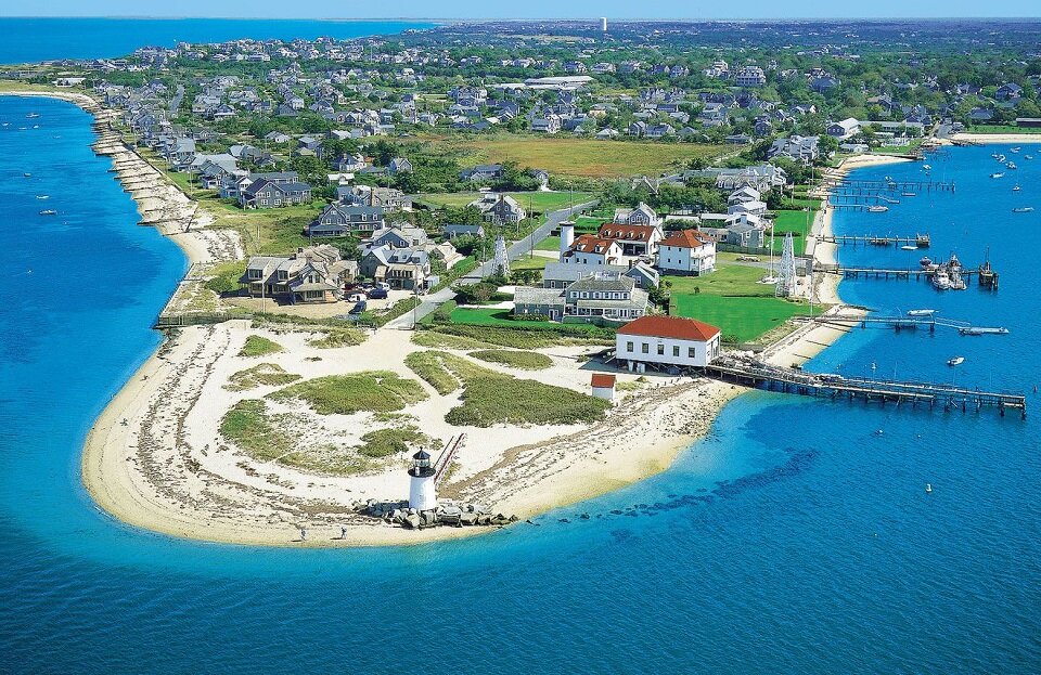 Кейп-Код славится не только пляжами, но и удивительной природой, в том числе наличием в местных водах китов