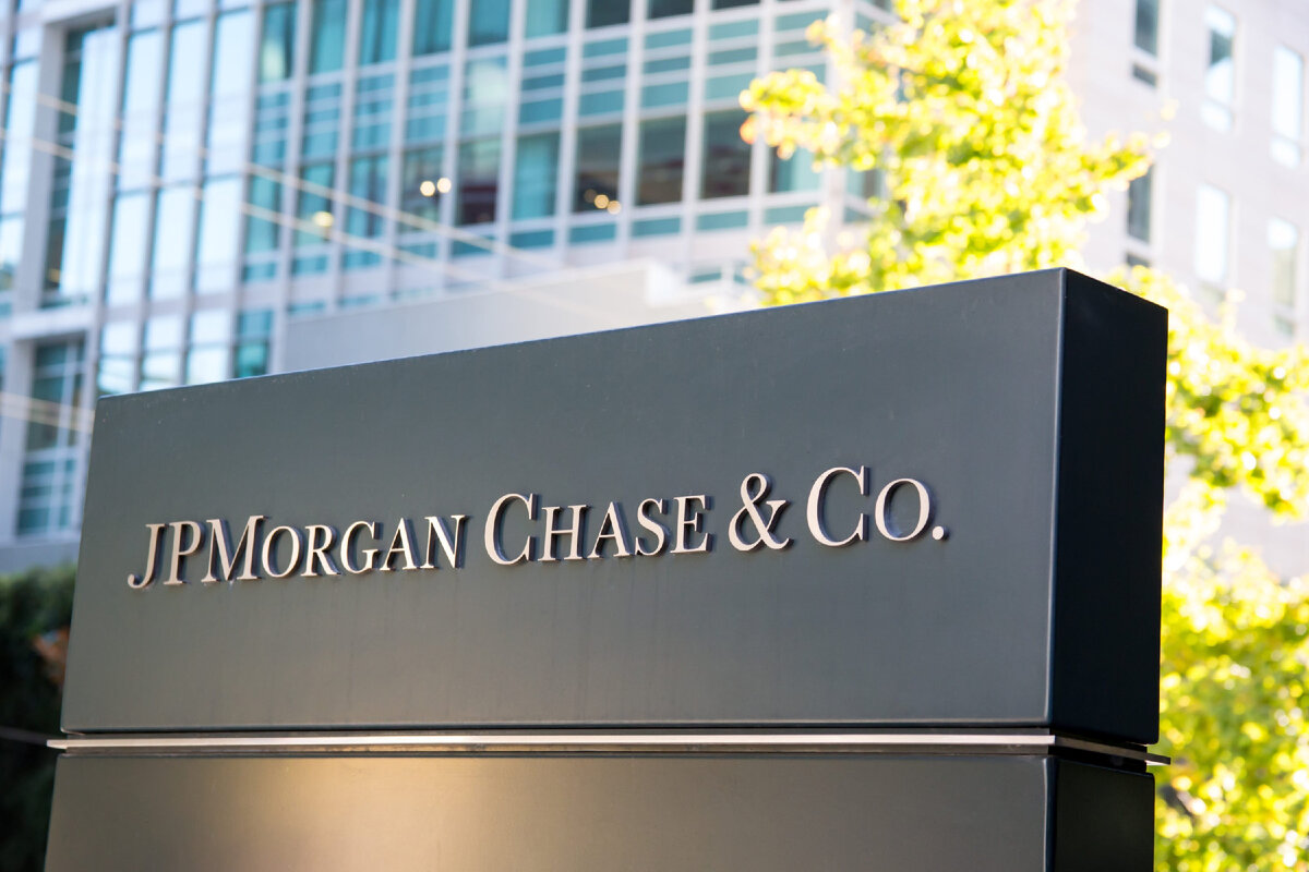 JPMorgan Chase Headquarters Address : 270 Park Avenue New York