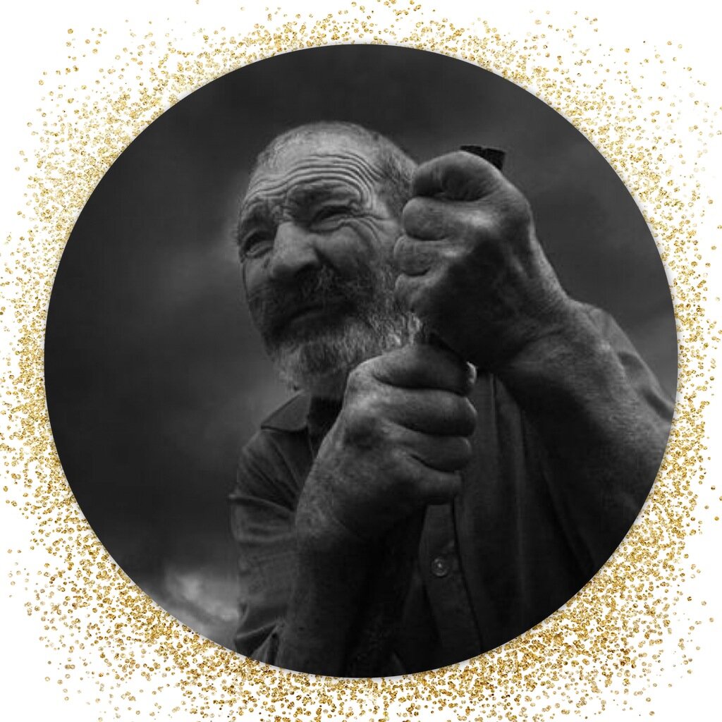 Автор публикации женат, двое детей, серьёзная работа, но при этом в своей Душе считает себя совсем ещё пацаном. 