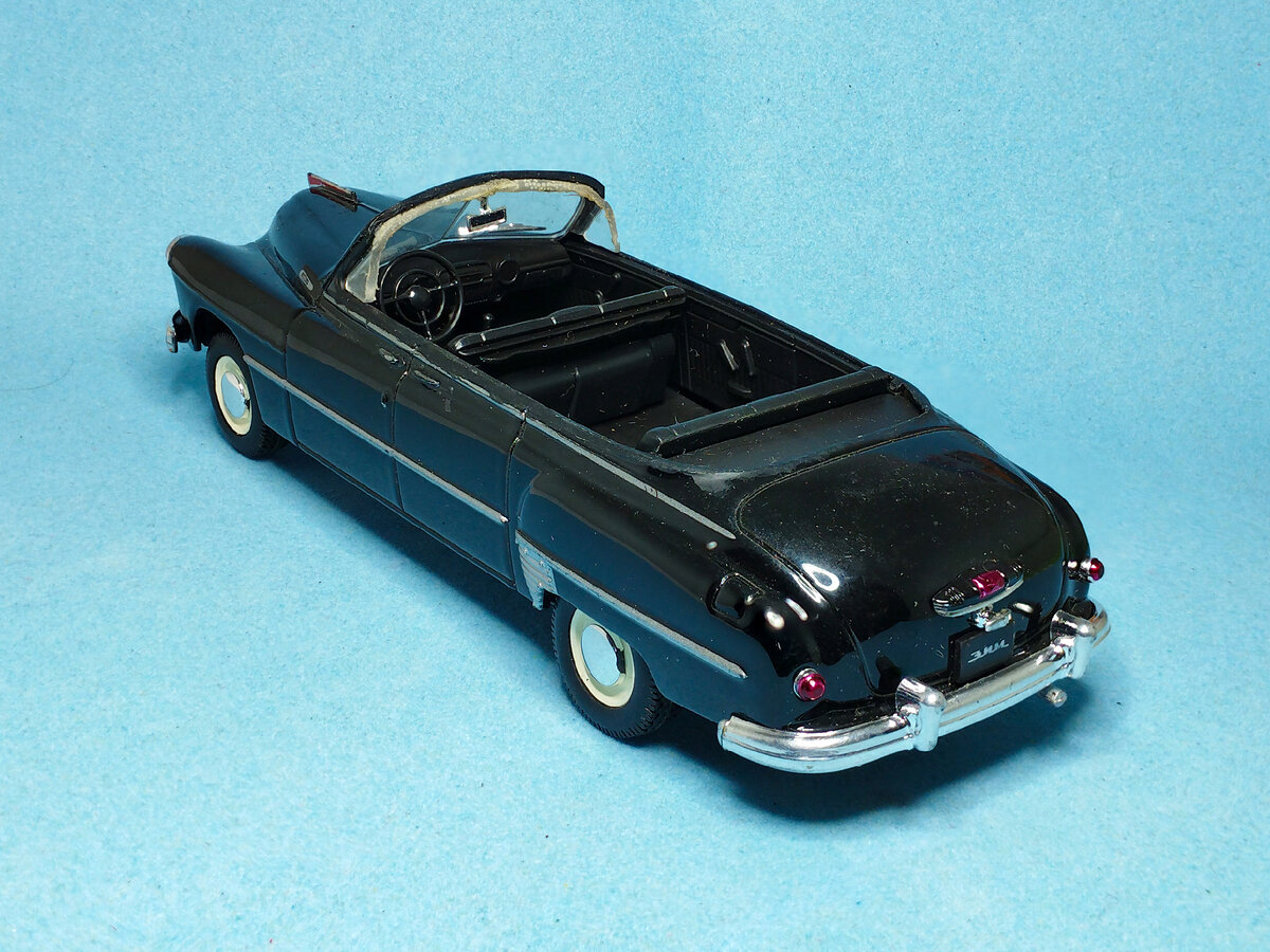 Рис. 2. Модель автомобиля ГАЗ-12 ЗИМ в кузове фаэтон до улучшений