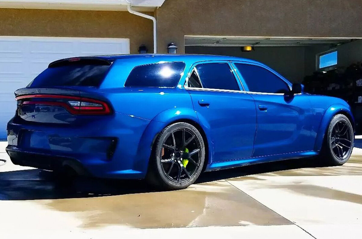 Dodge Magnum srt8 2019