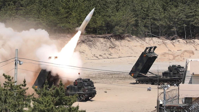     Пуски ATACMS с пусковых установок РСЗО M270 MLRS AFP Handout / South Korean Defence Ministry