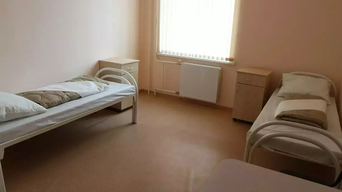     В Ижевске из РДКБ выписали школьника, на которого в школе №50 во время урока напал с ножом одноклассник.