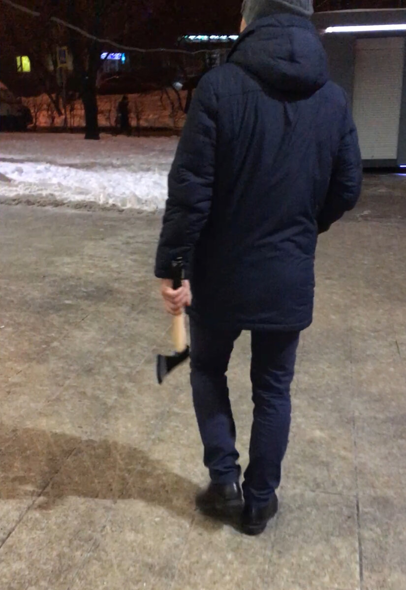 Ему лучше не перечить