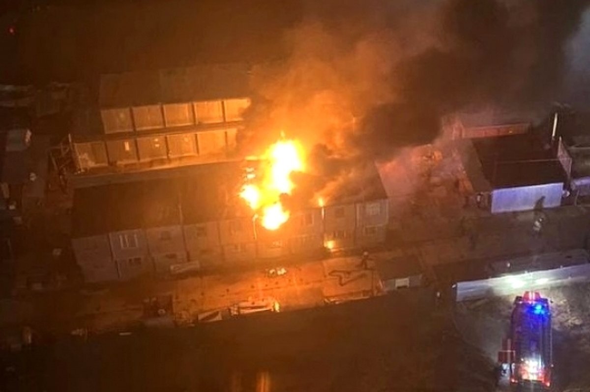    Появилась видеозапись с места пожара в Брусилово в Твери
