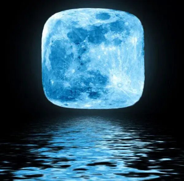 Квадратная луна