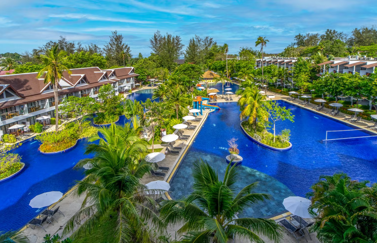 Отели на Пхукете для отдыха с детьми: Sunwing Resort Kamala Beach