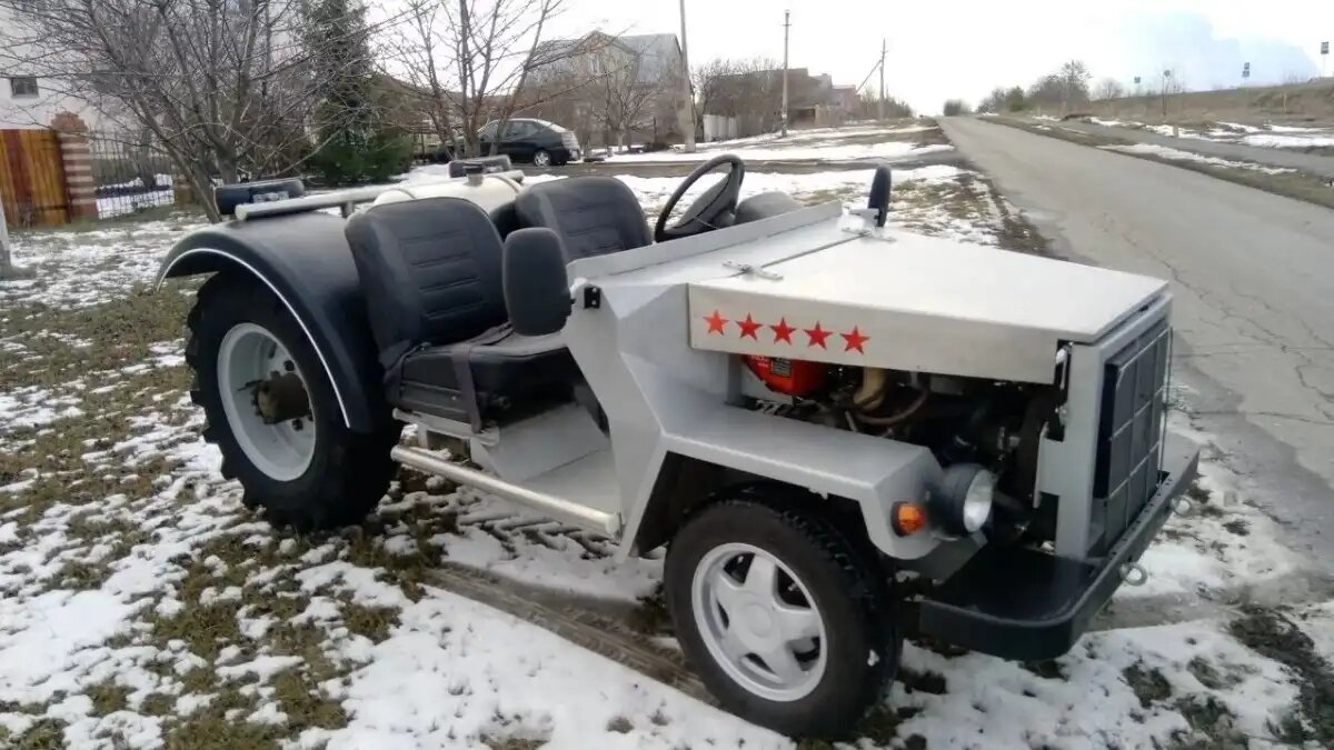 Фото: avito.ru Необычный самодельный трактор выставлен на продажу