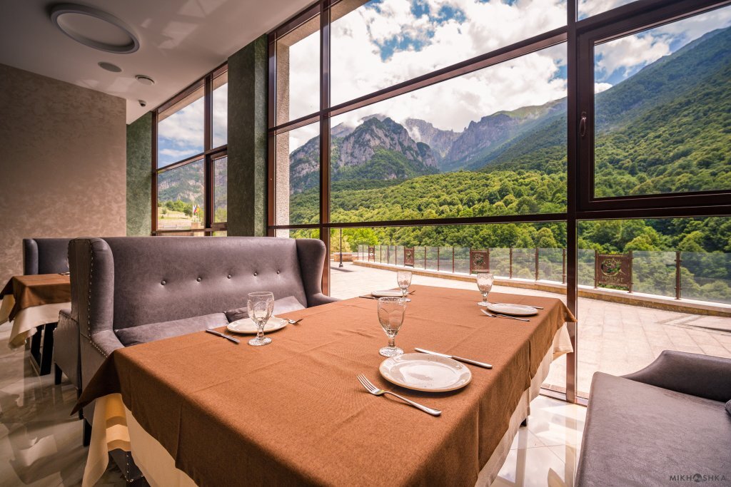 Forrest Terrace Hotel 4*