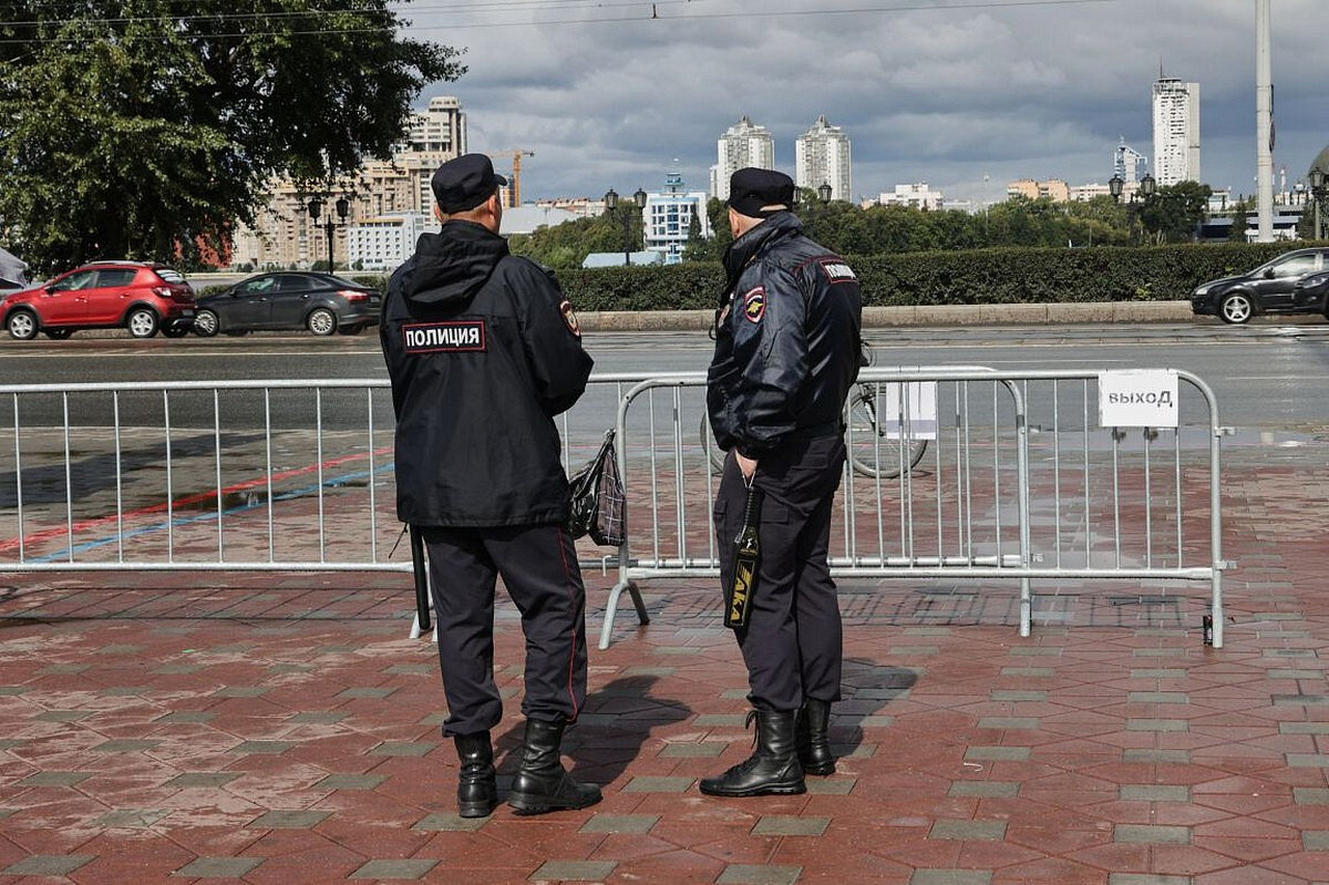Дагестан: пять полицейских убиты взрывом смертницы