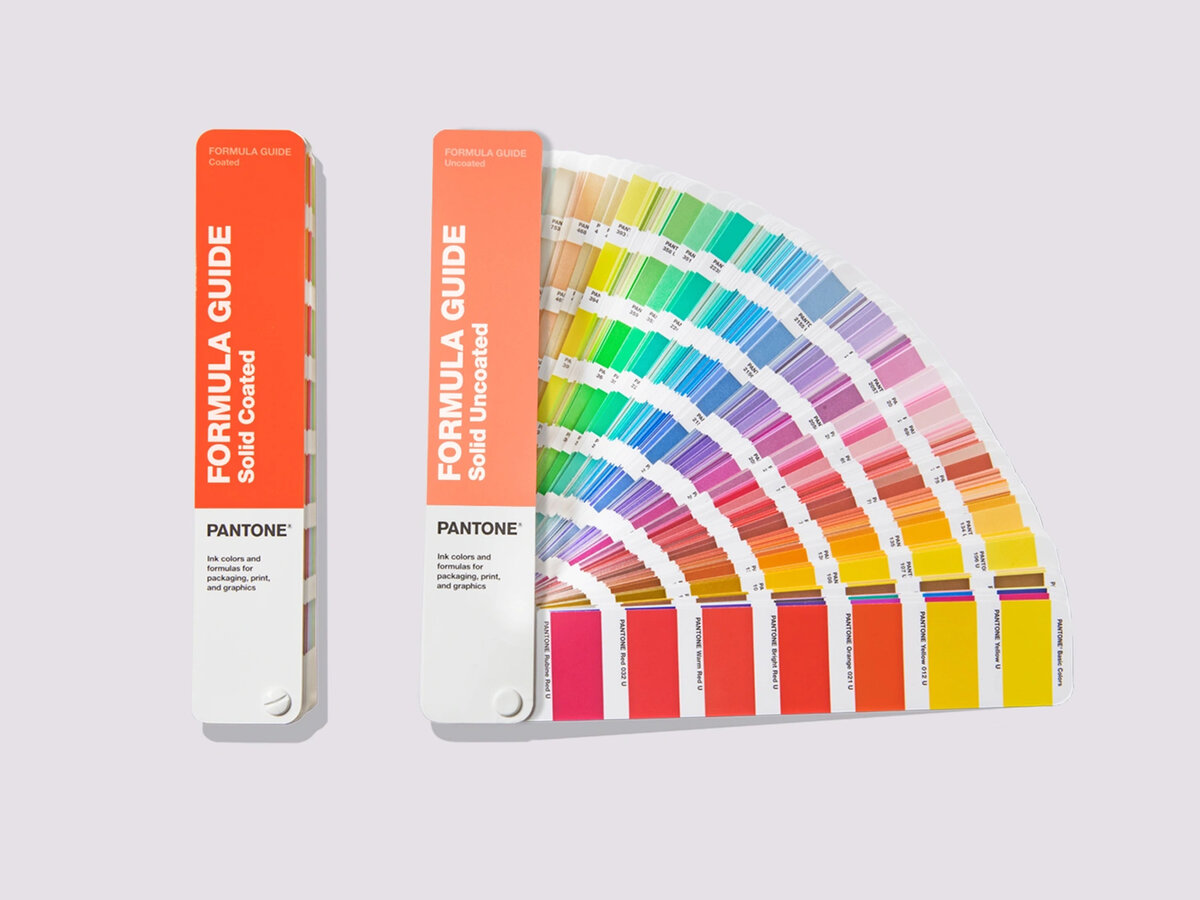 Formula guide. Веер пантонов красный. Цаветовой веер пантон. Formula Guide Solid UNCOATED. Pantone PNG