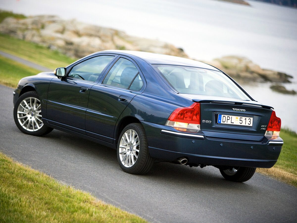 Volvo s60 Orange