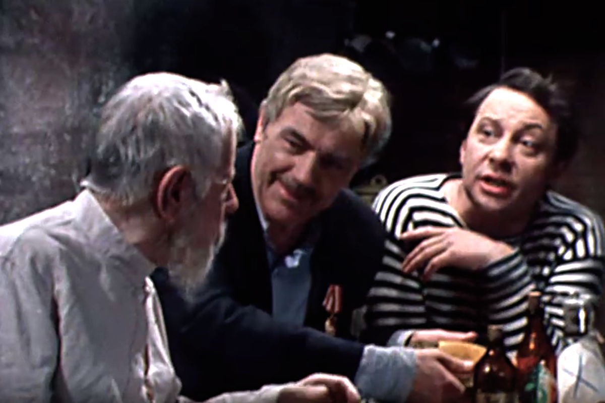 Кадр из телеспектакля "Иван" (1988)