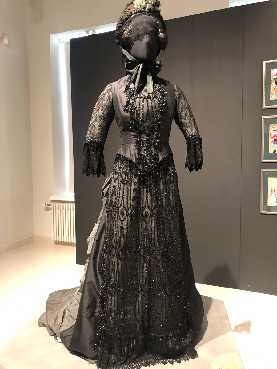 Дмитрий Андреев.Костюм фрейлины- рассказчицы.1885." Мешок без дна".2017