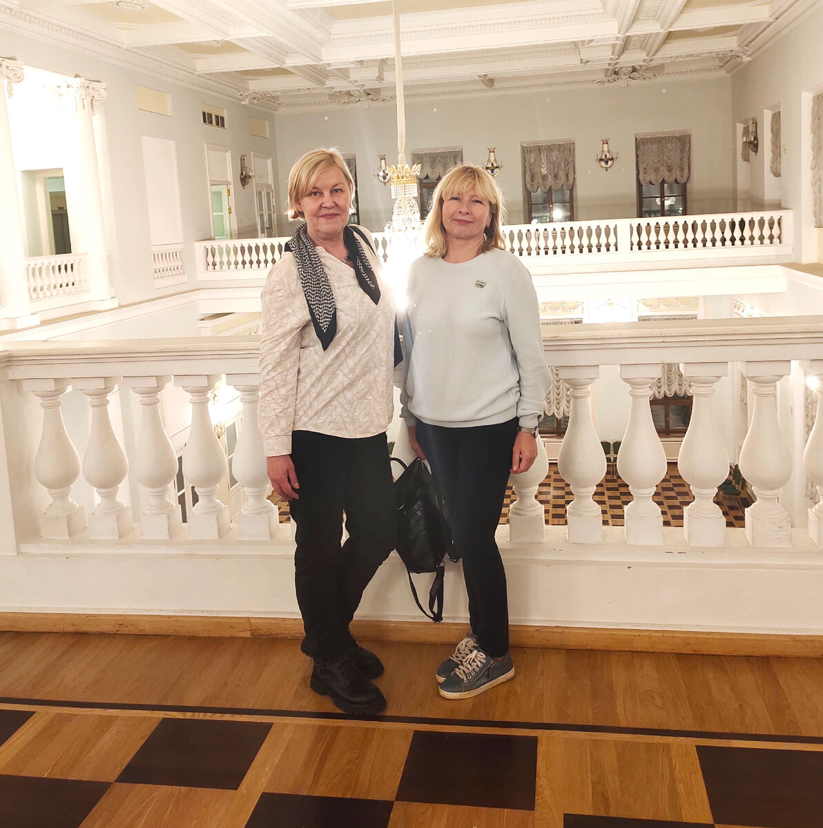 Мы с Леной в Доме Пашкова