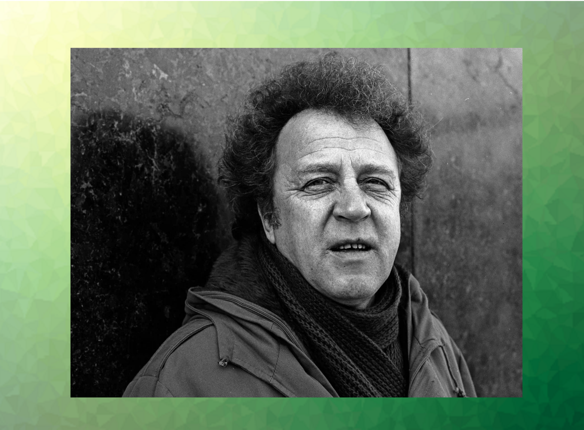 Кукин, Юрий Алексеевич (1932-2011) - советский тренер по фигурному катанию, поэт и бард, автор стихов и первый исполнитель песни "За туманом"