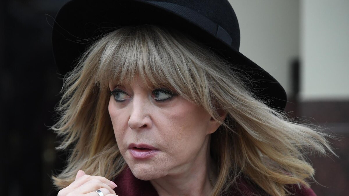    Какую страну выберет сбежавшая Пугачева? © РИА Новости / Илья Питалев