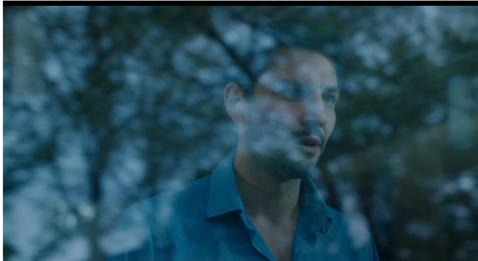 Кадр из сериала.