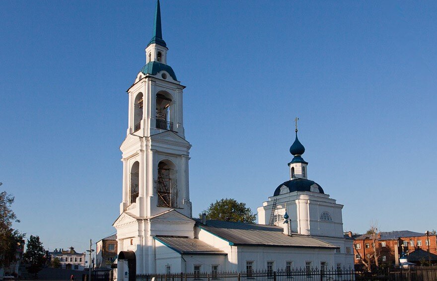 Если вы оказались в Ивановской области, то вам непременно стоит посетить Кинешму. Город славится своими церквями, старинными особняками и культурой. Город Кинешма Городом Кинешма стала в 1777 году.-21