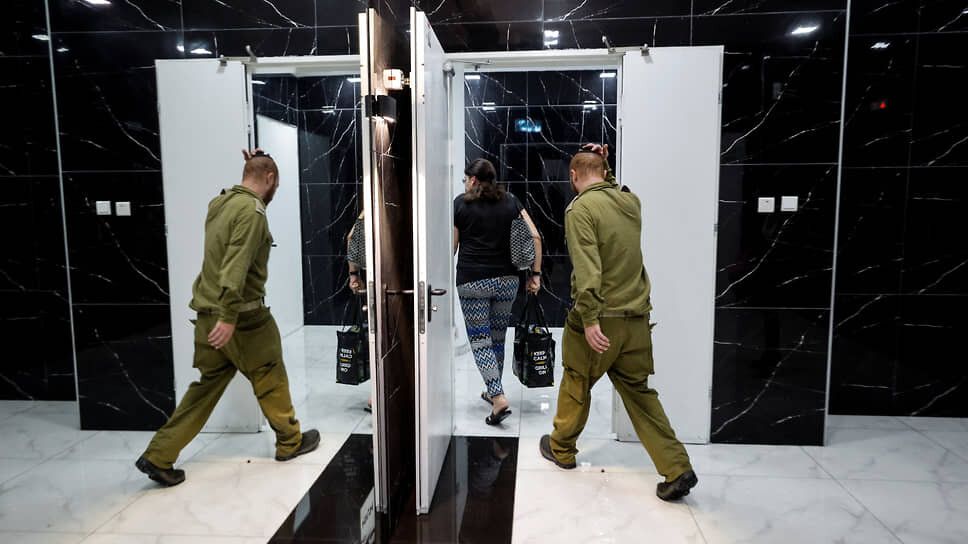    Фото: Amir Cohen / Reuters