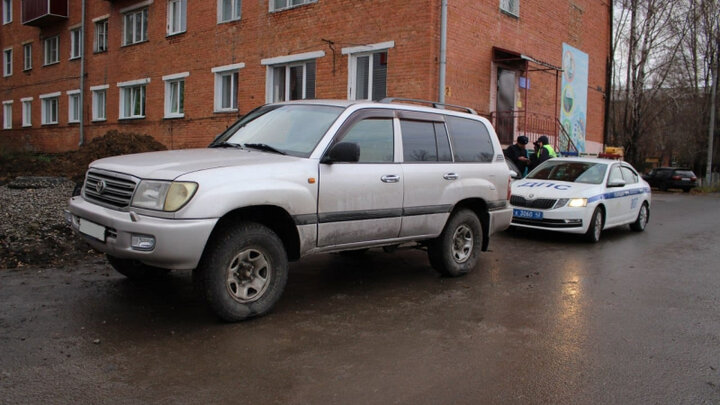 В Кузбассе на сбившего подростка водителя полиция составила пять протоколов. Фото: Полиция Кузбасса 