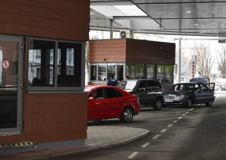    В Нарве выписали штраф эстонцу за шапку с гербом СССР