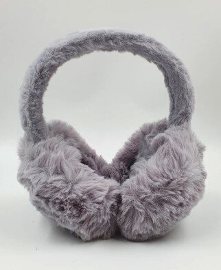 Редко но всё еще можно увидеть, особенно на детях.