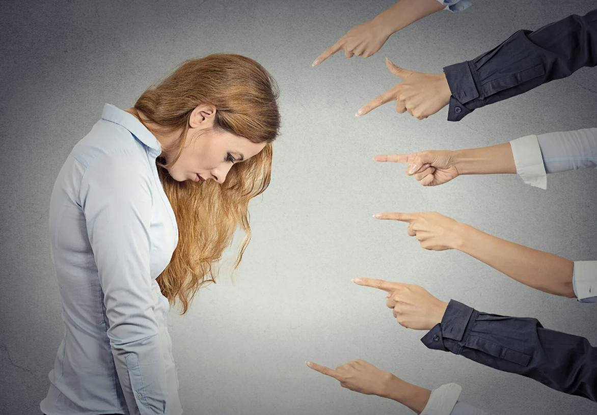  Сайт: psyhology.by, фото может носить иллюстрационный характер, название - Проблема доверия