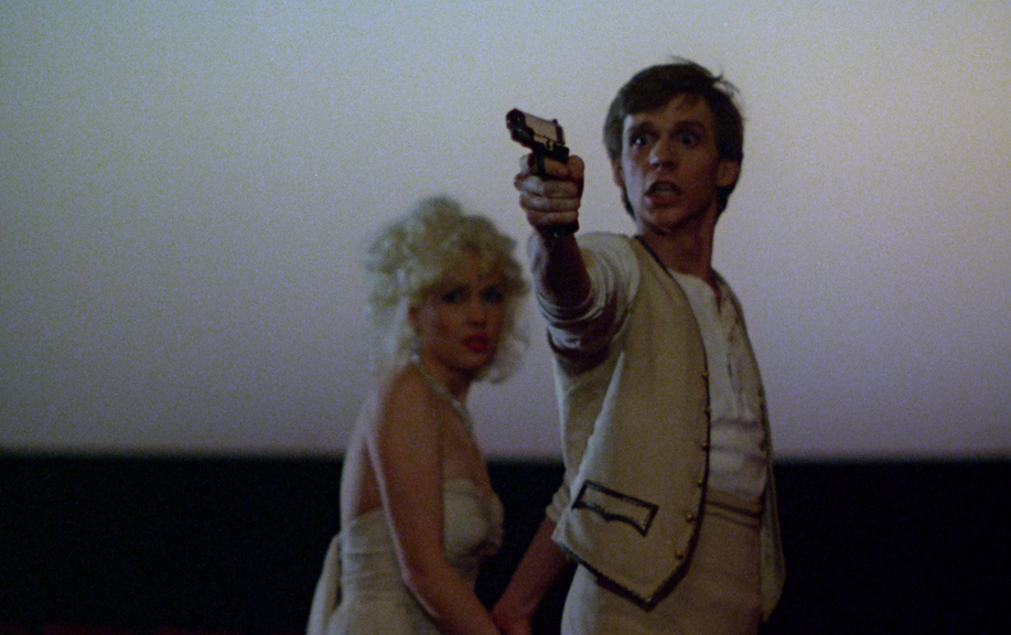 Листайте кадры.