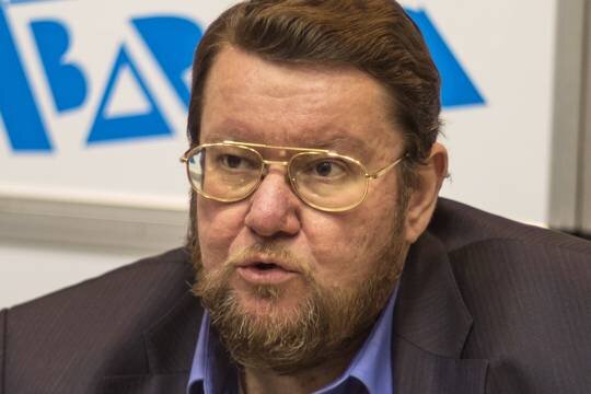    Евгений Сатановский извинился за оскорбление Марии Захаровой и МИД РФ