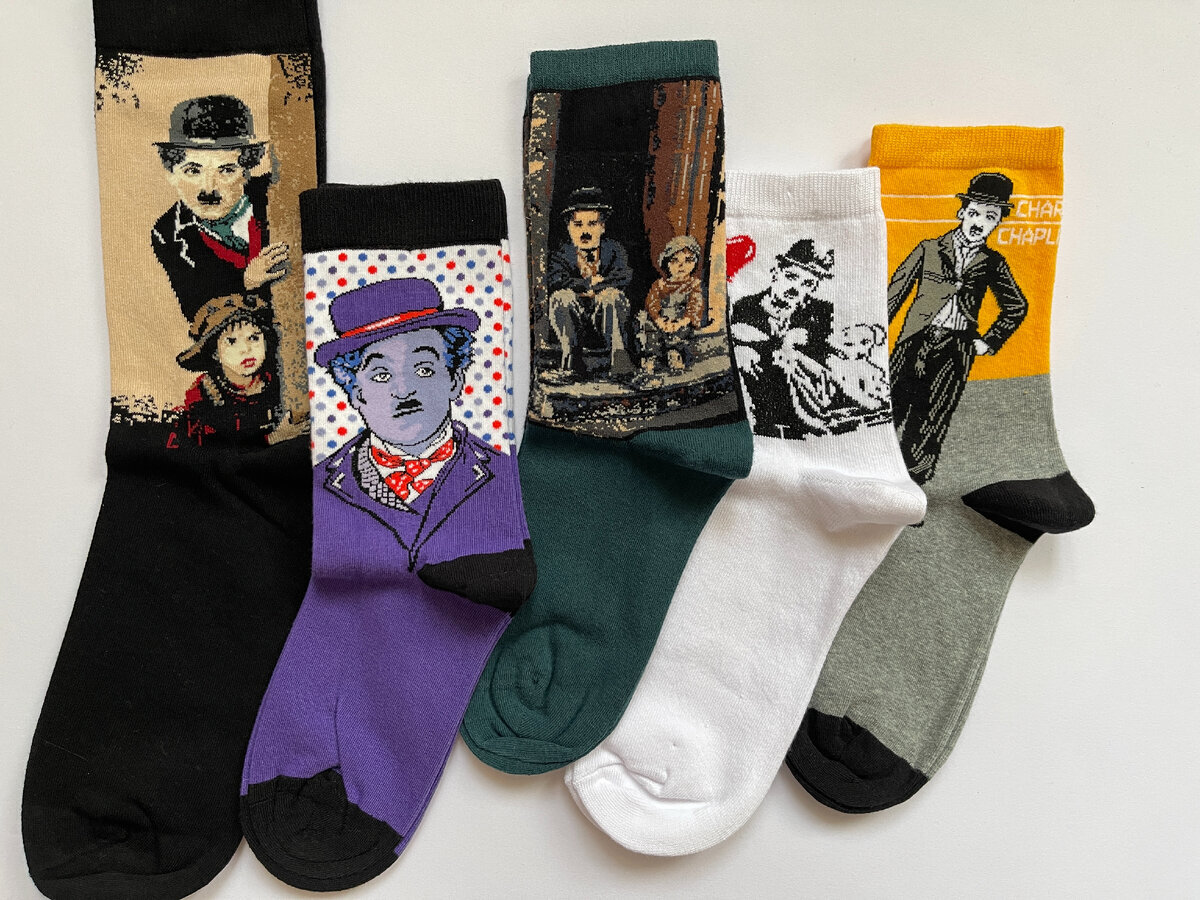 Носки с кадрами из фильмов и изображением Чарли Чаплина