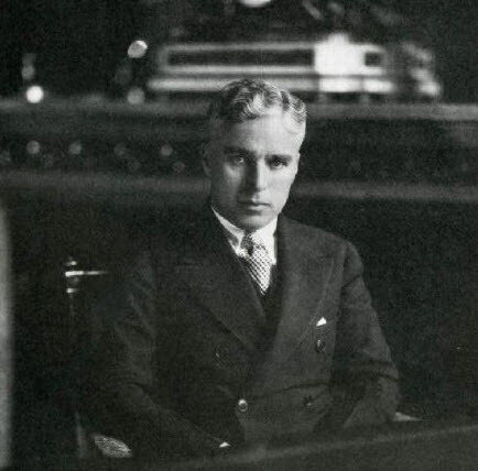 Чарли Чаплин (фото из открытых источников)