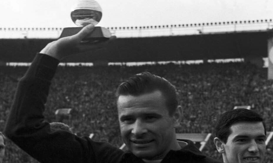    Лев Яшин остается единственным вратарем, который был удостоен «Золотого мяча». Фото: ТАСС