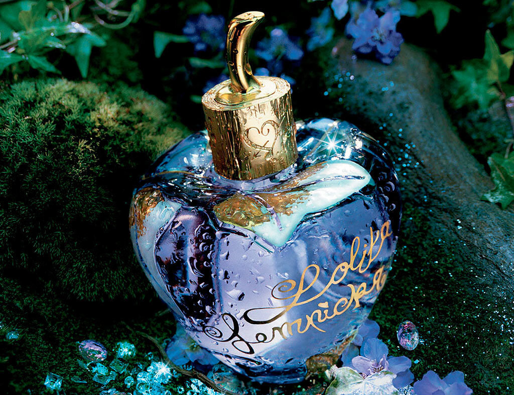  Лолита Лемпика - дизайнер, художник и парфюмер, создательница культового аромата Lolita Lempicka, который и принес ей славу.